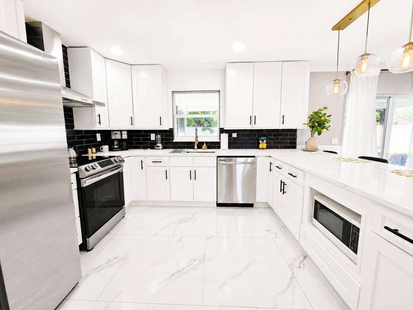 1419 SHELBY Pkwy, Cape Coral, FL 33904