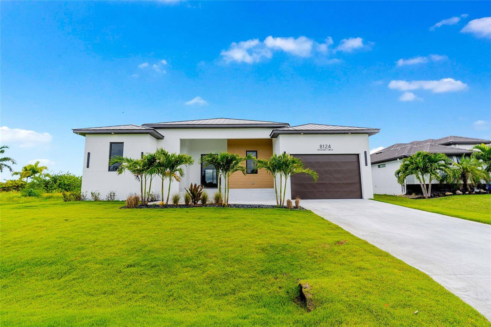 8124 TECUMSEH CIR, Port Charlotte, FL 33981