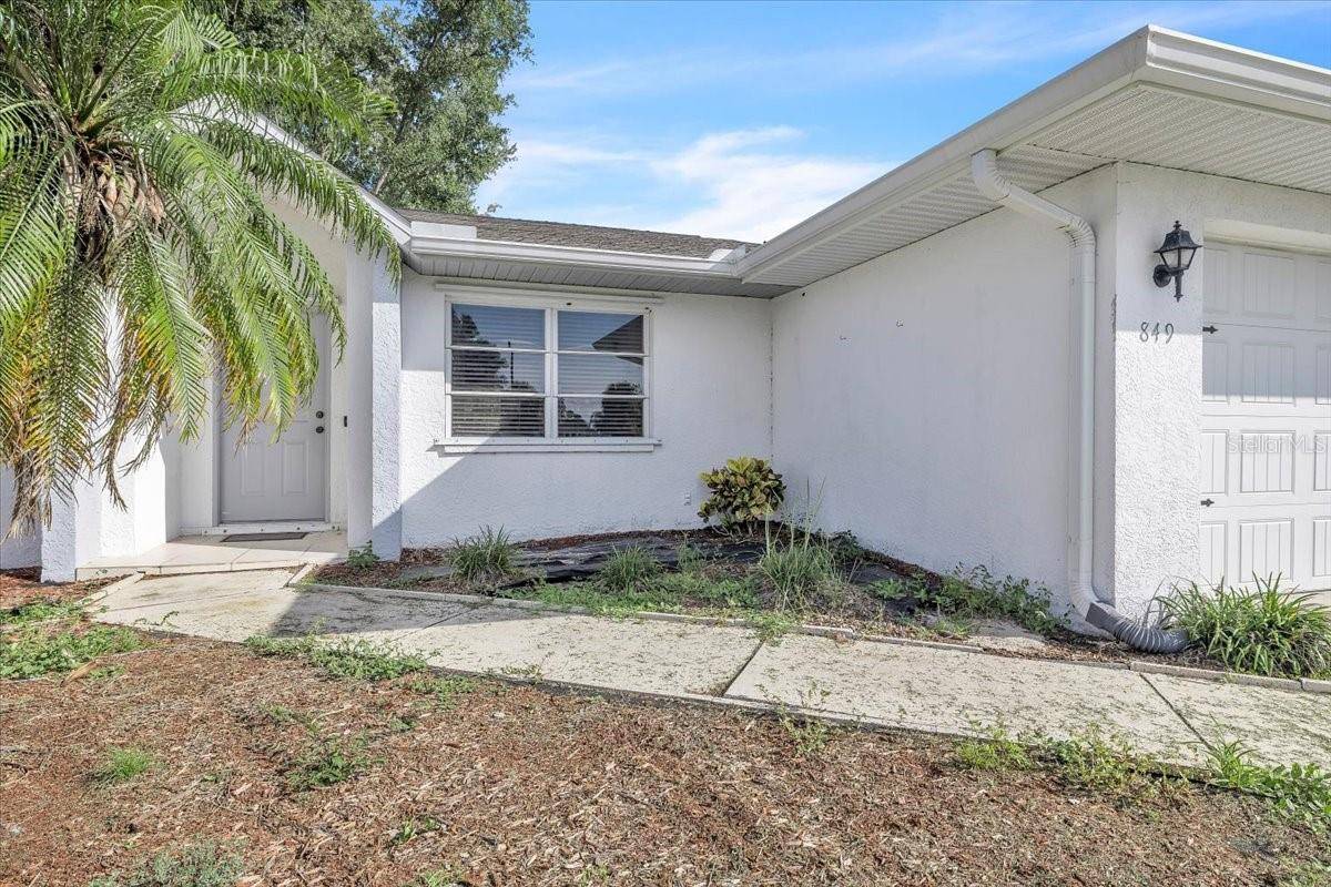 849 DOBELL TER NW, Port Charlotte, FL 33948