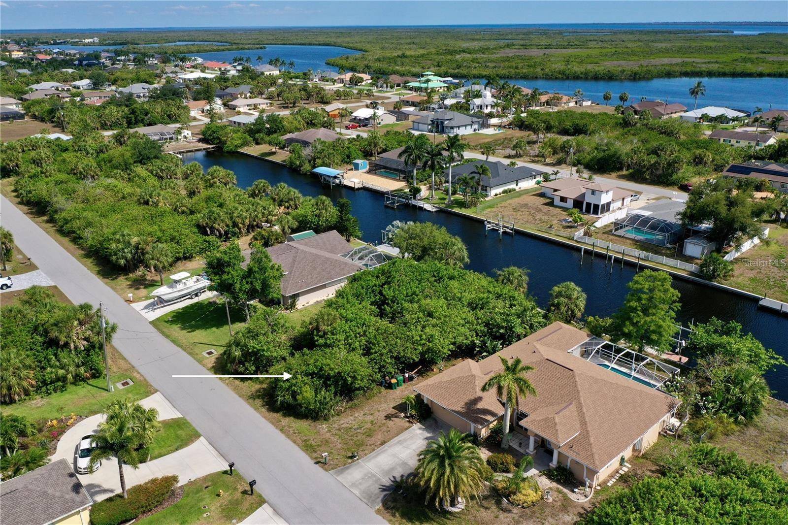 17133 CANARY LN, Port Charlotte, FL 33948