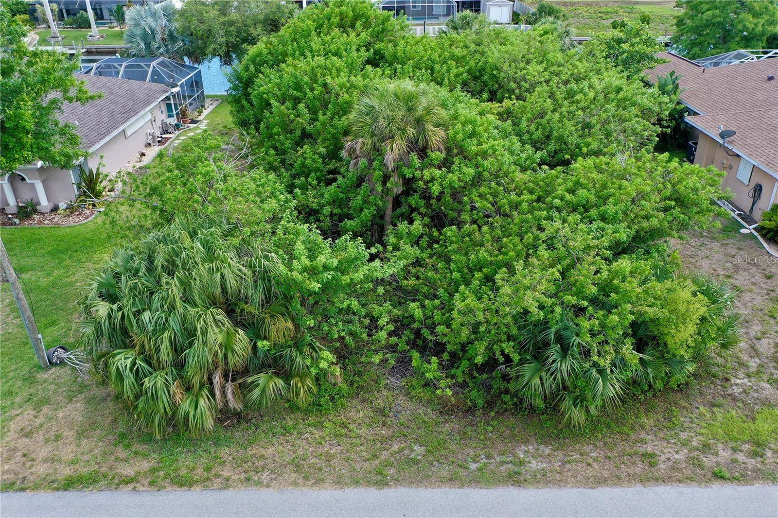 17133 CANARY LN, Port Charlotte, FL 33948