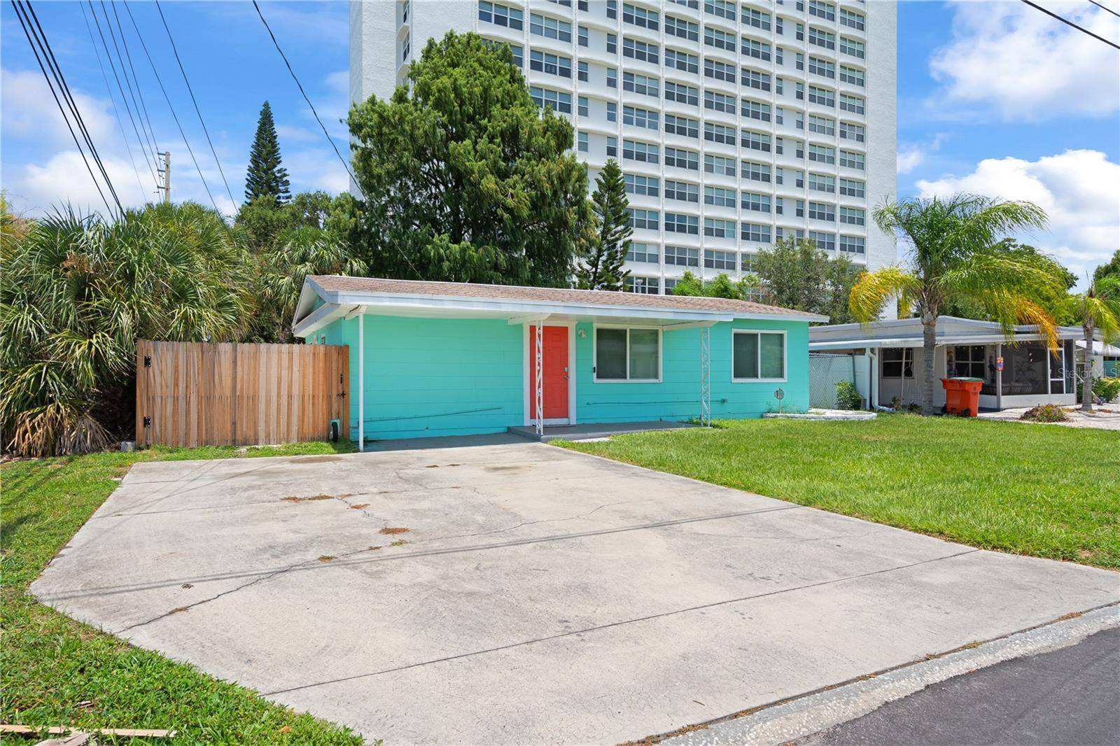 6761 HIBISCUS AVE S, South Pasadena, FL 33707