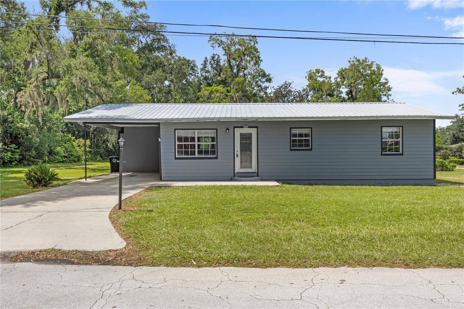 702 CHURCH AVE SW, Live Oak, FL 32064
