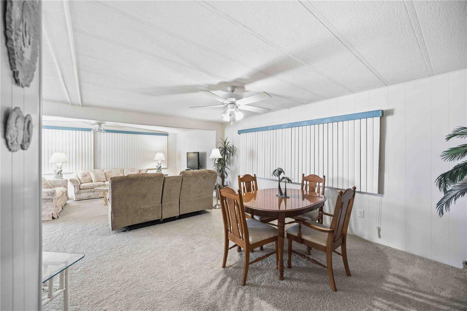 16 N GRANADA PLZ, Englewood, FL 34223