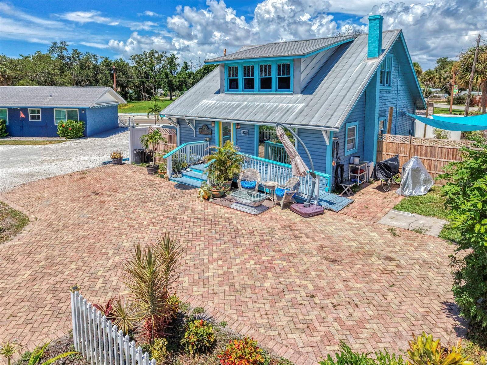 530 W GREEN ST, Englewood, FL 34223