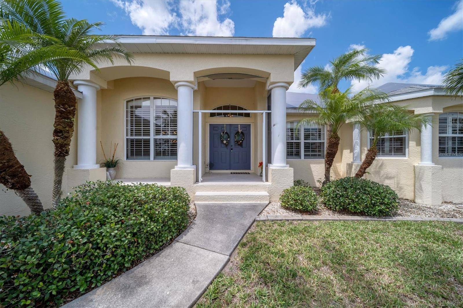 36 PINE VALLEY CT, Rotonda West, FL 33947