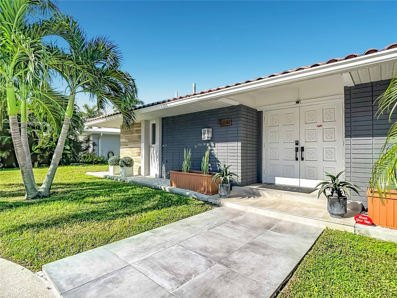 4449 CREWS CT, Port Charlotte, FL 33952