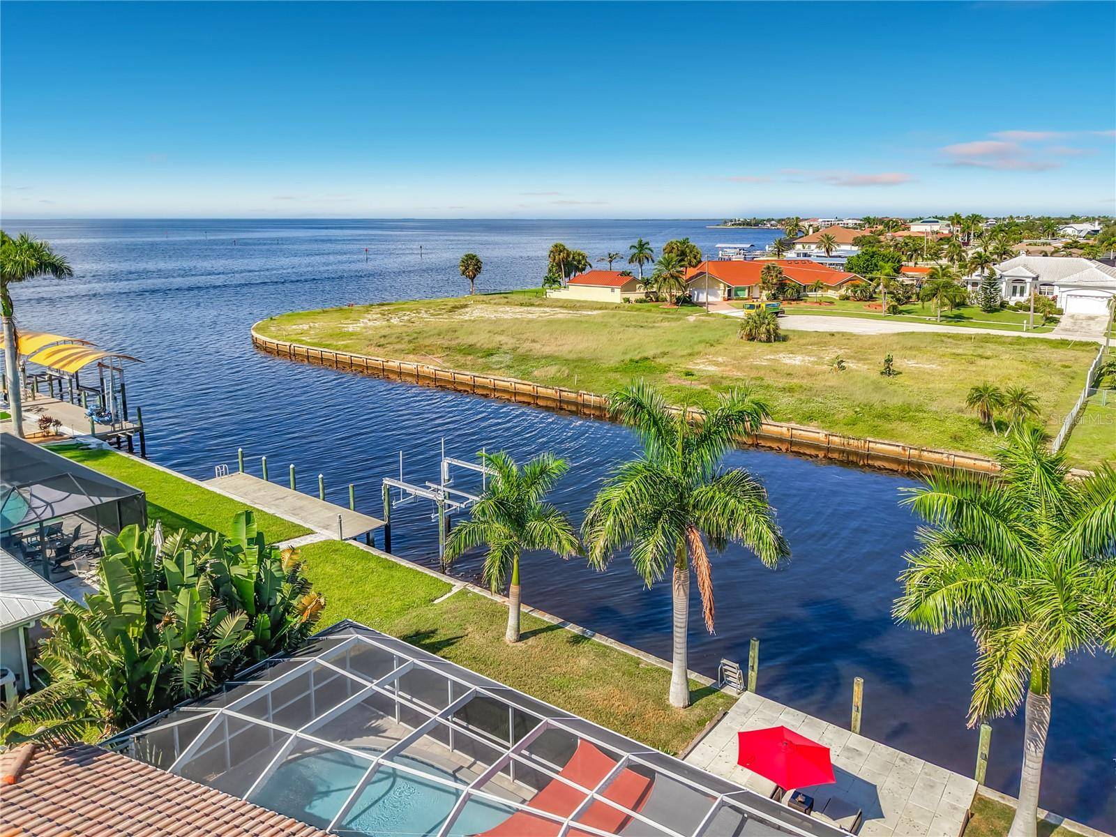 4449 CREWS CT, Port Charlotte, FL 33952