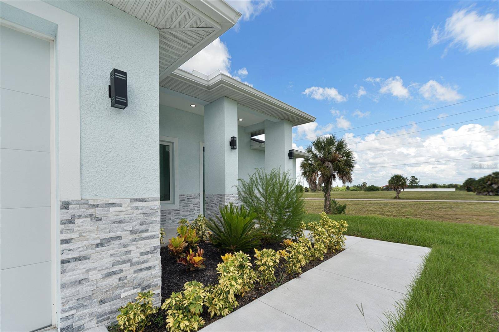 13 TEAK LN, Placida, FL 33946