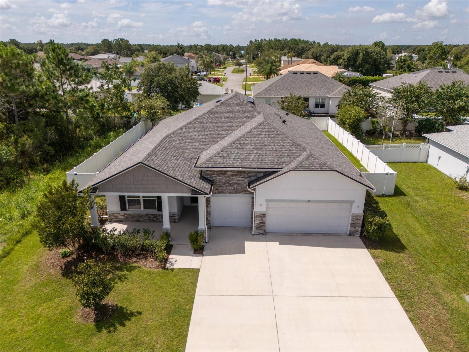 21 LANCELOT DR, Palm Coast, FL 32137