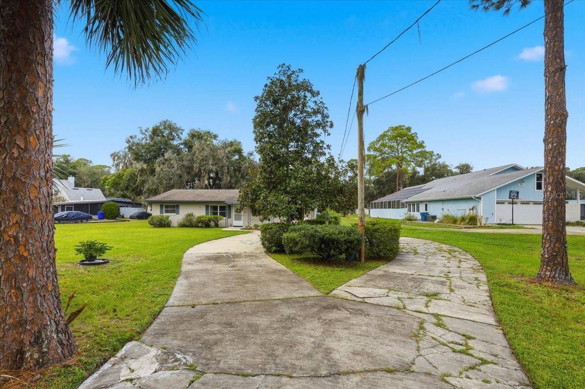 2228 RIVER RIDGE RD, Deland, FL 32720