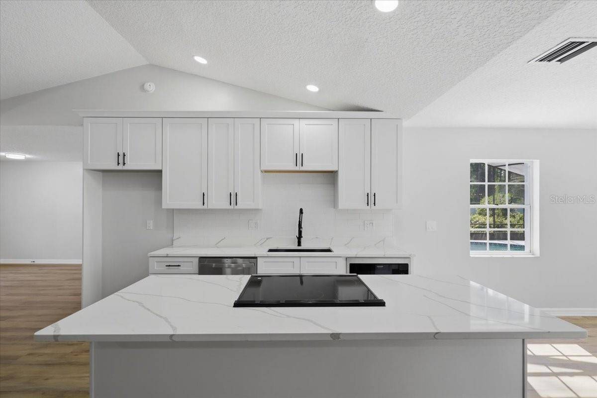 2 ELDER PL, Palm Coast, FL 32164