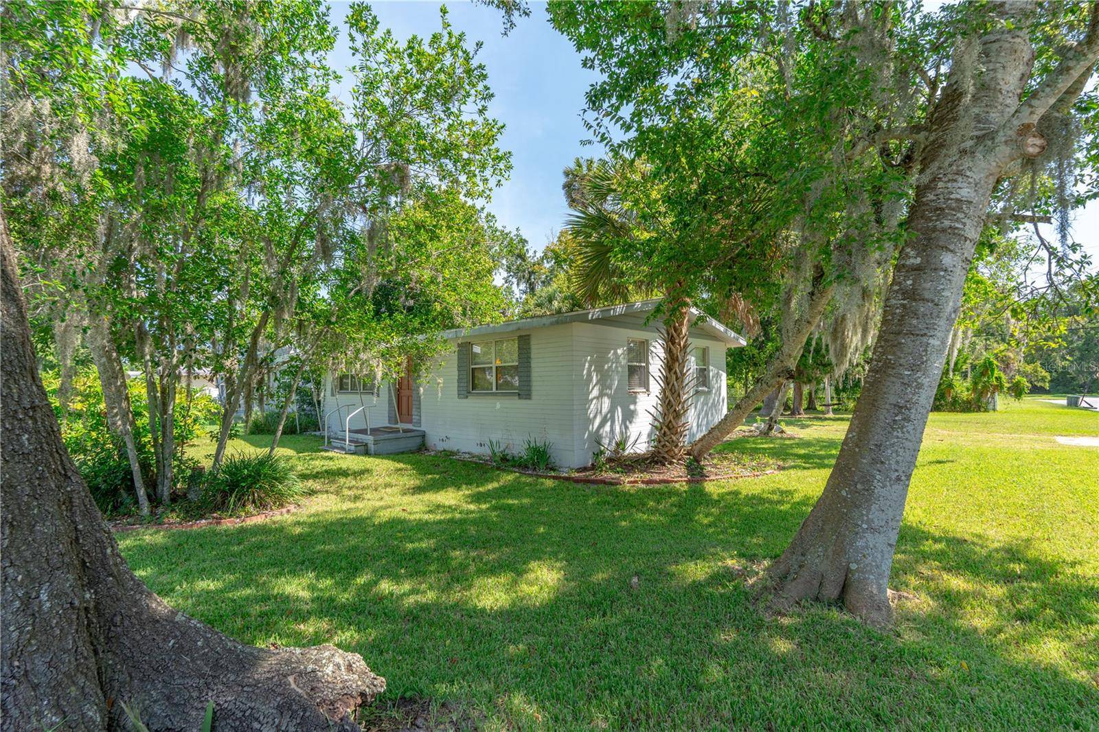 553 S LANVALE AVE, Daytona Beach, FL 32114