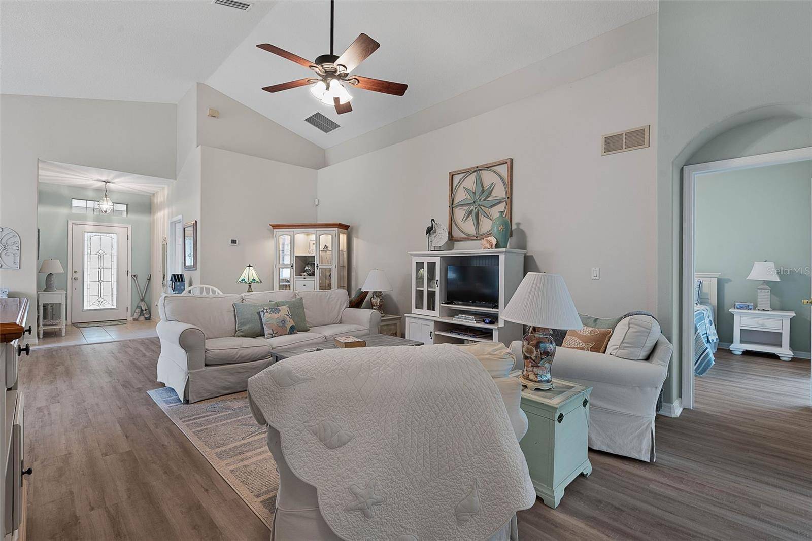 4 CROSSBAR WAY, Palm Coast, FL 32137