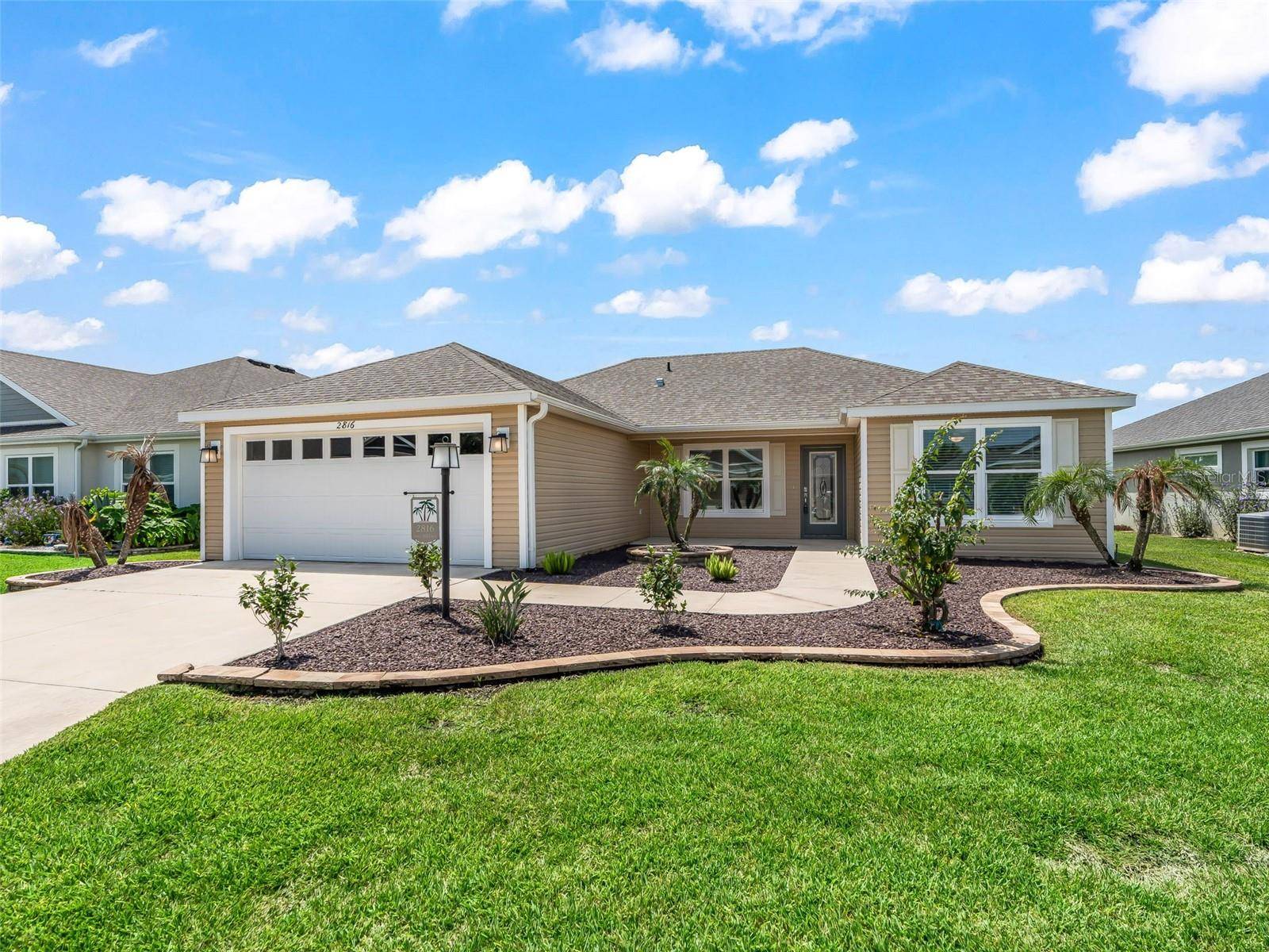 2816 NAVY HILL CIR, The Villages, FL 32163
