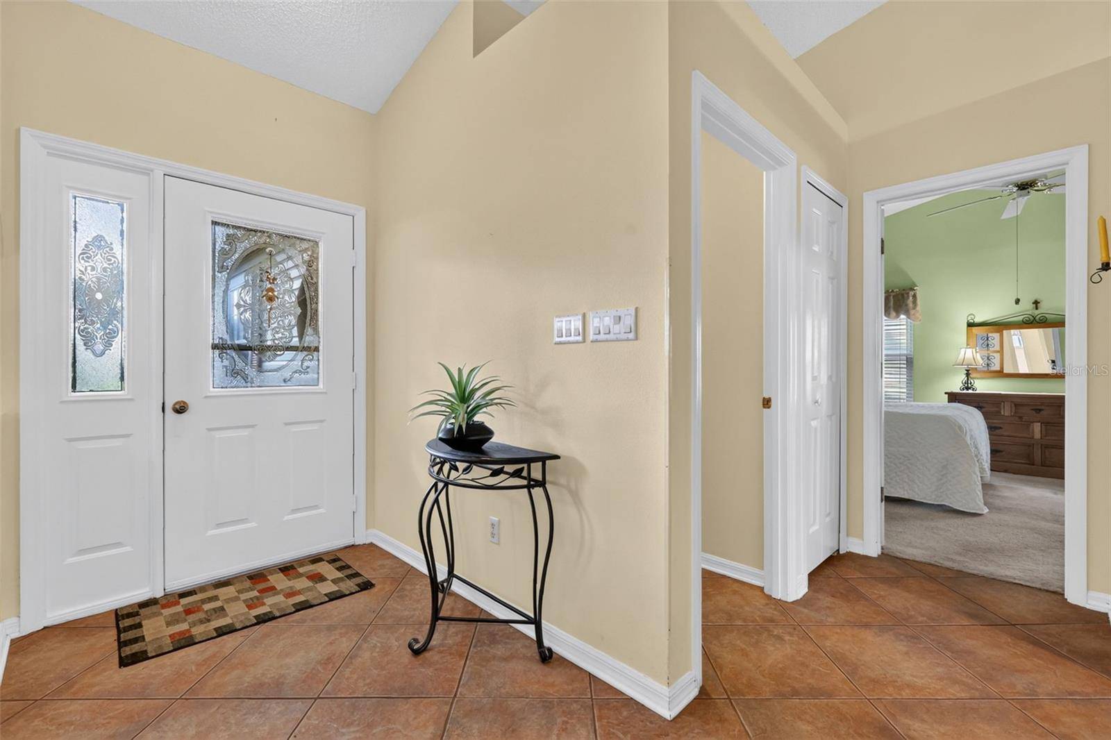 25333 RIVER CREST DR, Leesburg, FL 34748