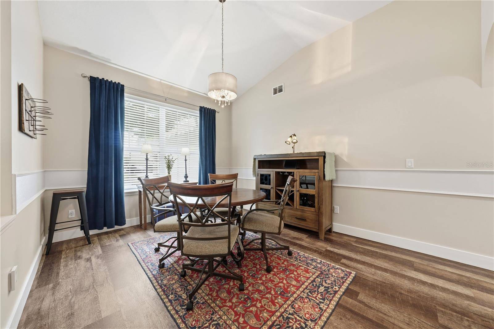 2360 PARK FOREST BLVD, Mount Dora, FL 32757