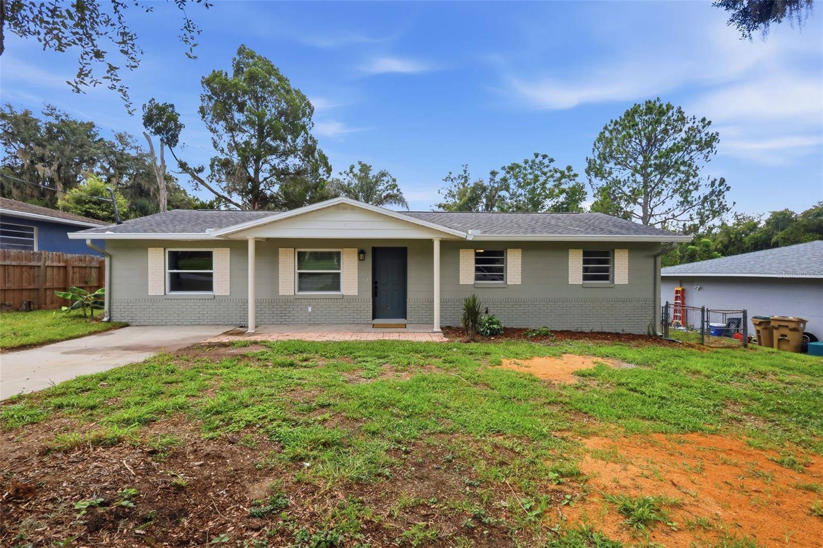 6204 ASHLAND AVE, Leesburg, FL 34748