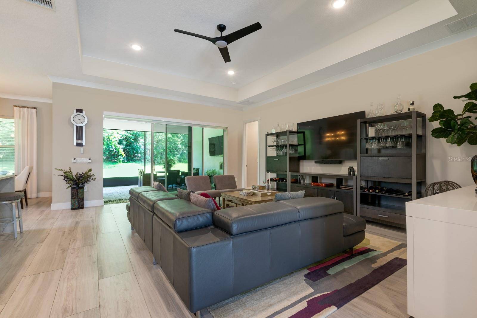 25962 HIGH HAMPTON CIR, Sorrento, FL 32776