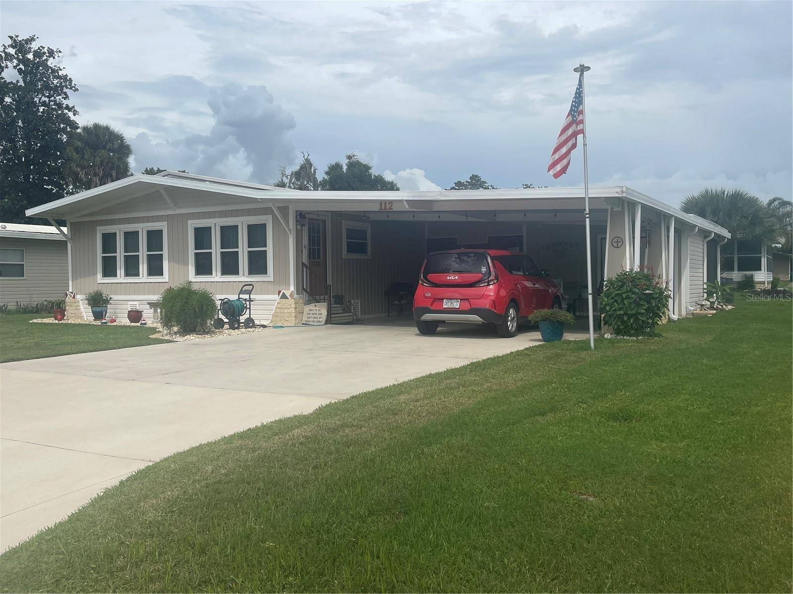 112 LYONIA LANE, Wildwood, FL 34785