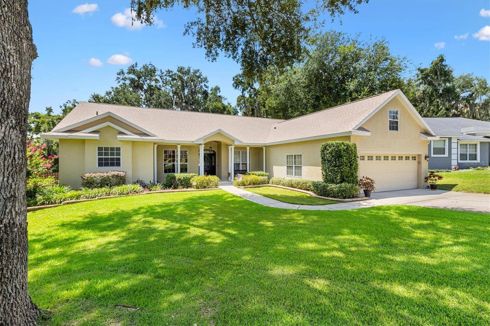 4307 SERENE CIR, Fruitland Park, FL 34731