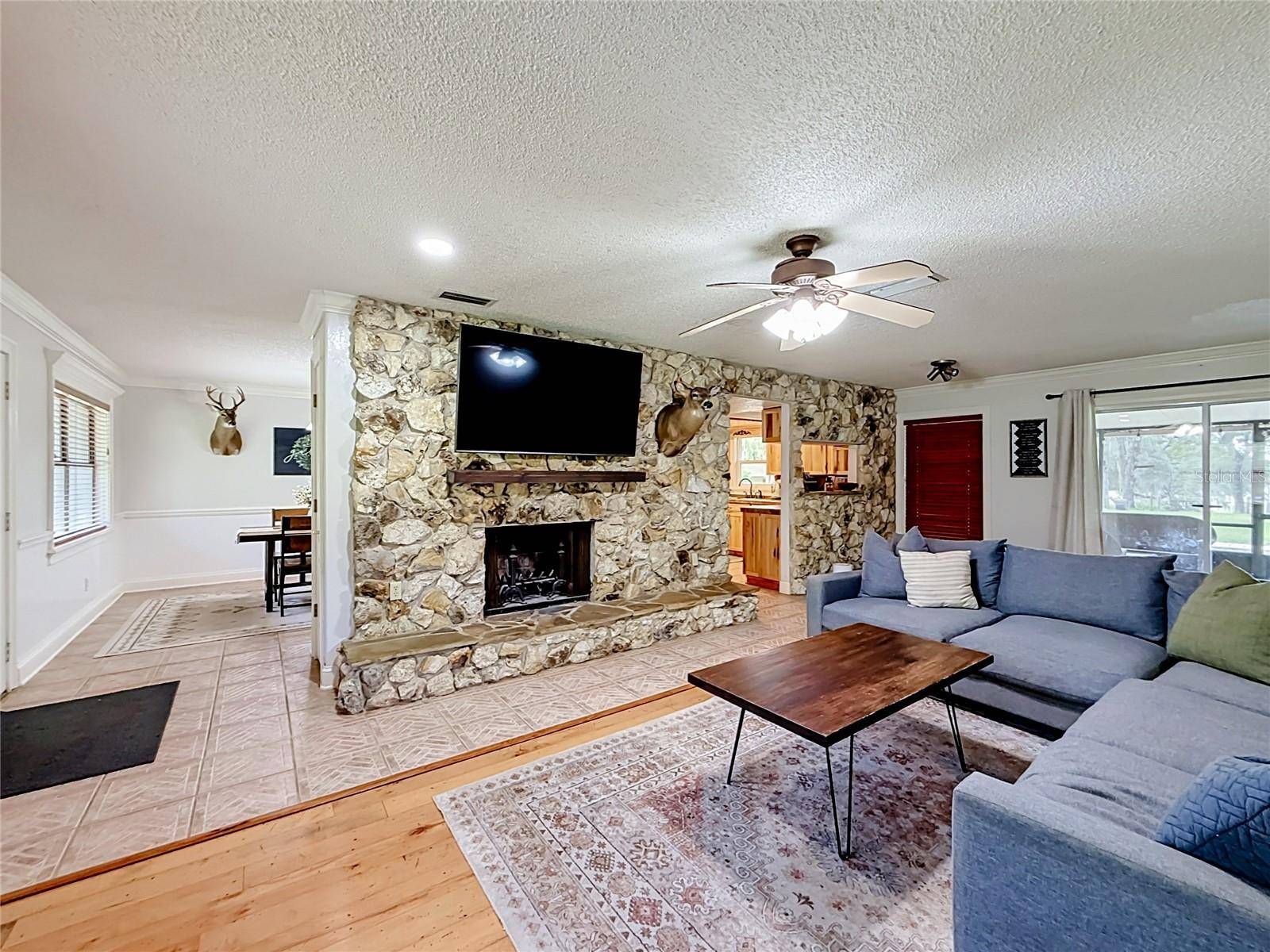 26586 SE HIGHWAY 42, Umatilla, FL 32784