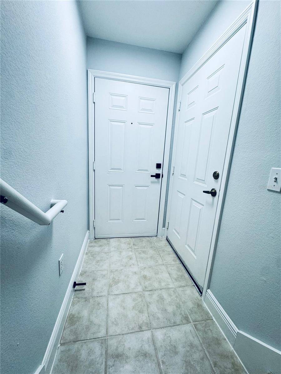 233 SOUTHERN PECAN CIR #101, Winter Garden, FL 34787