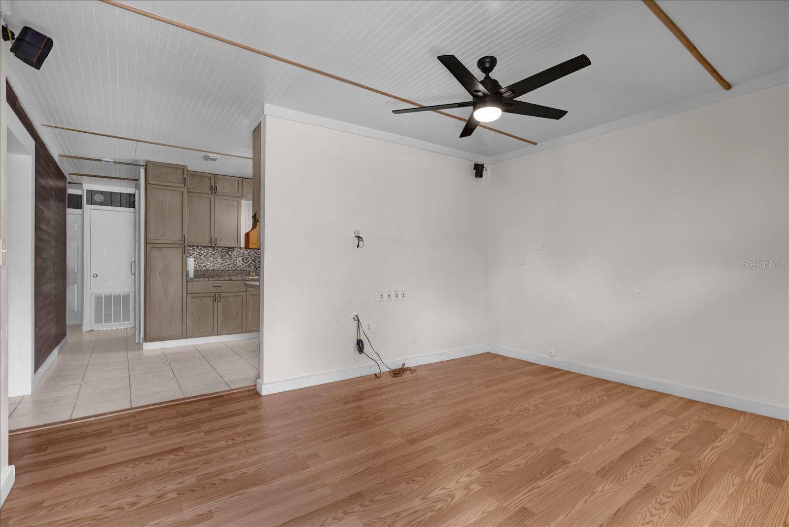 14043 TENNESSEE AVE, Astatula, FL 34705