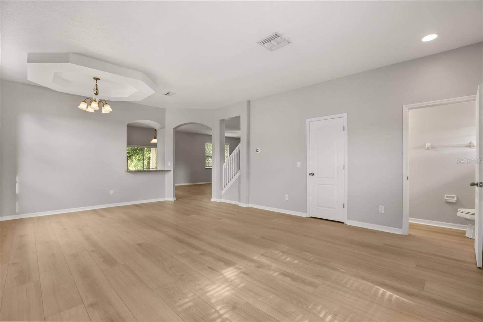 23741 SORRENTO SPRINGS DR, Sorrento, FL 32776