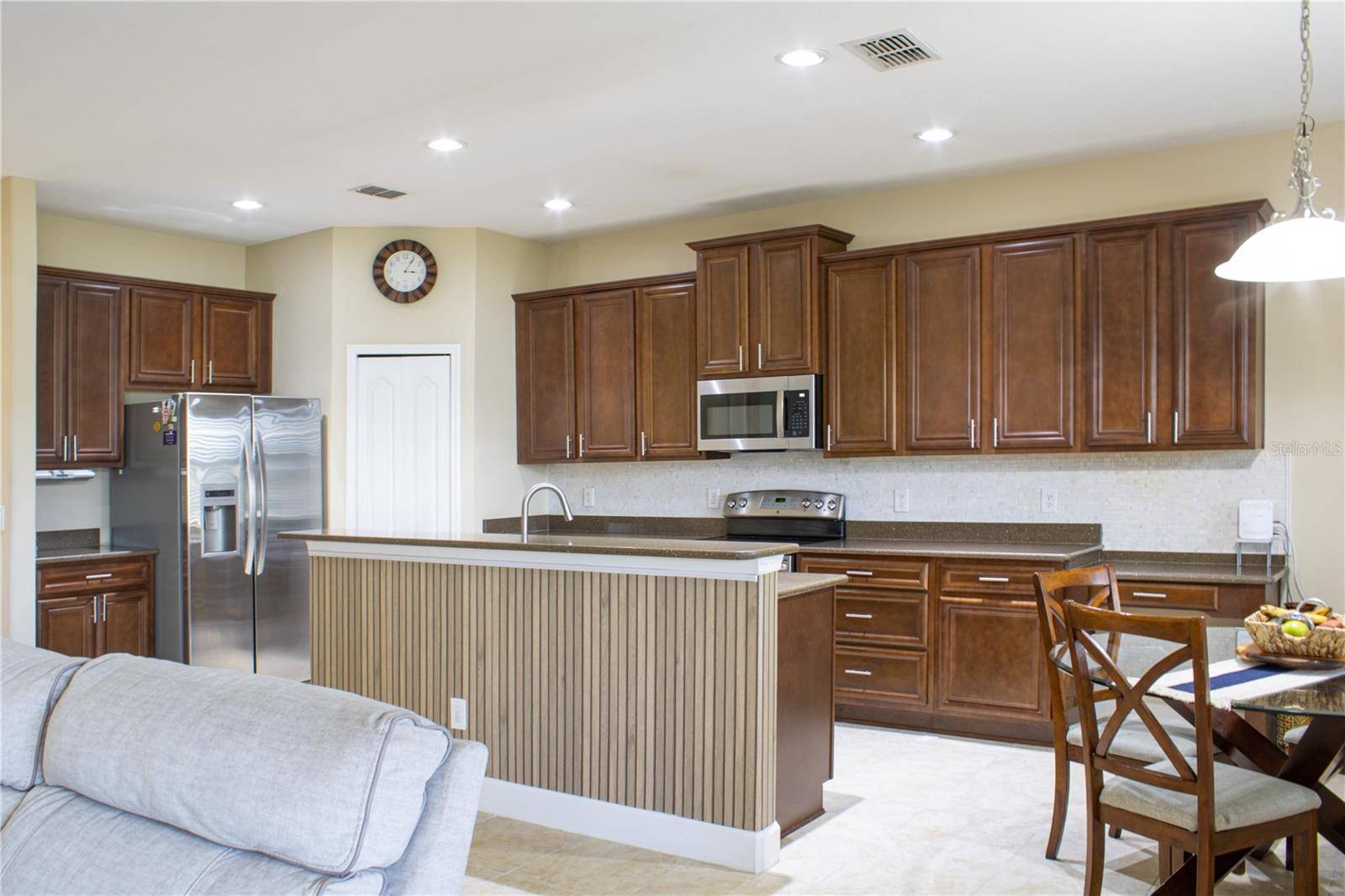 1112 GLENRAVEN LN, Clermont, FL 34711