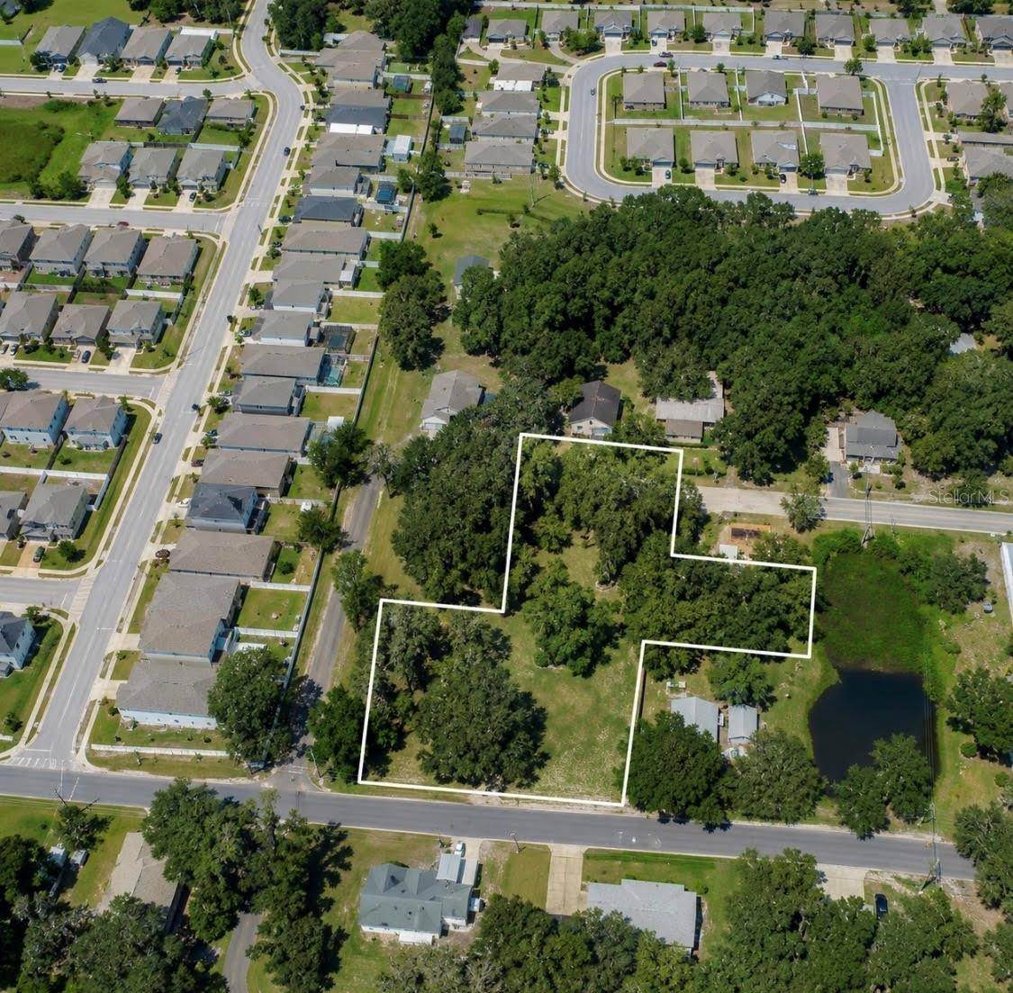 711 PINE, Mount Dora, FL 32757