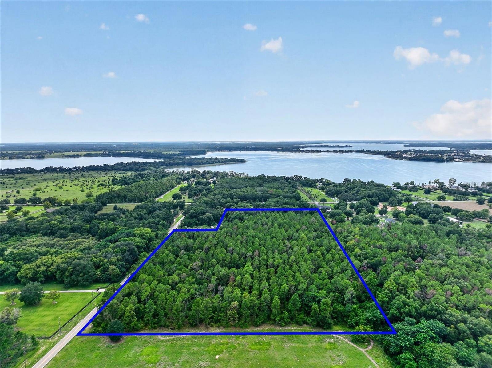 DUDLEY AVE, Mount Dora, FL 32757