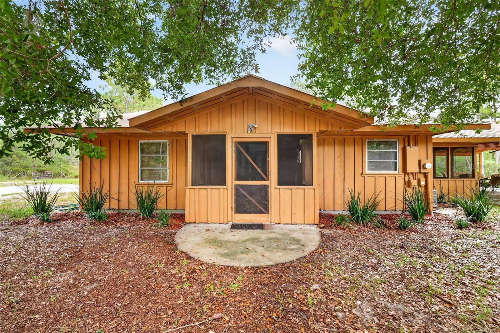 24939 OLD DEER RD, Paisley, FL 32767