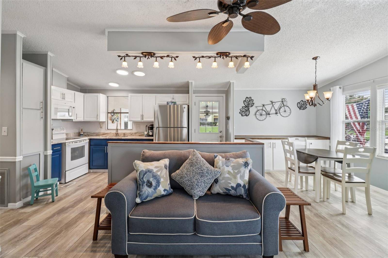 1001 MATTHEW AVE, The Villages, FL 32159