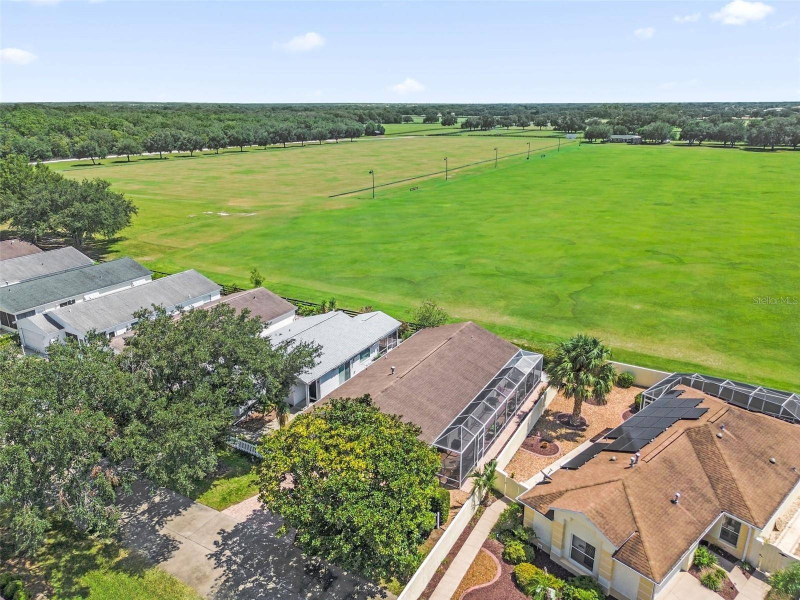 2801 BARBOZA DR, The Villages, FL 32162
