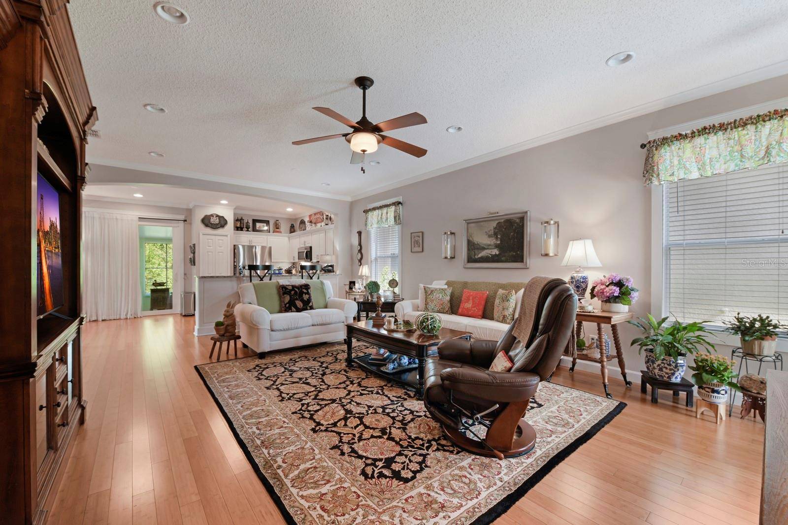 1024 SAINT IVES CT, Mount Dora, FL 32757