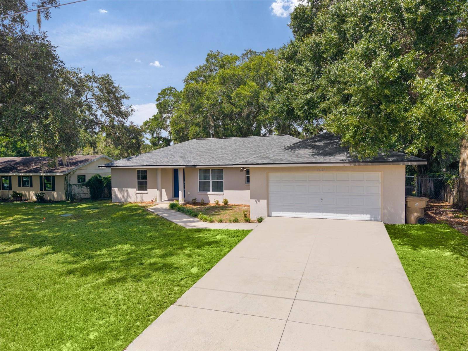36127 PINE TREE ST, Fruitland Park, FL 34731