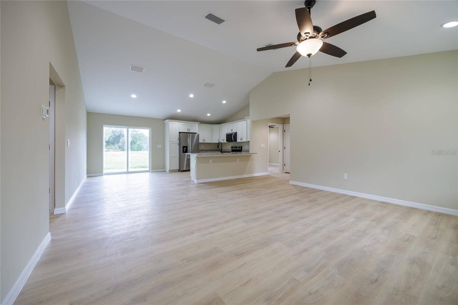 15241 S COUNTRY CLUB DR, Williston, FL 32696