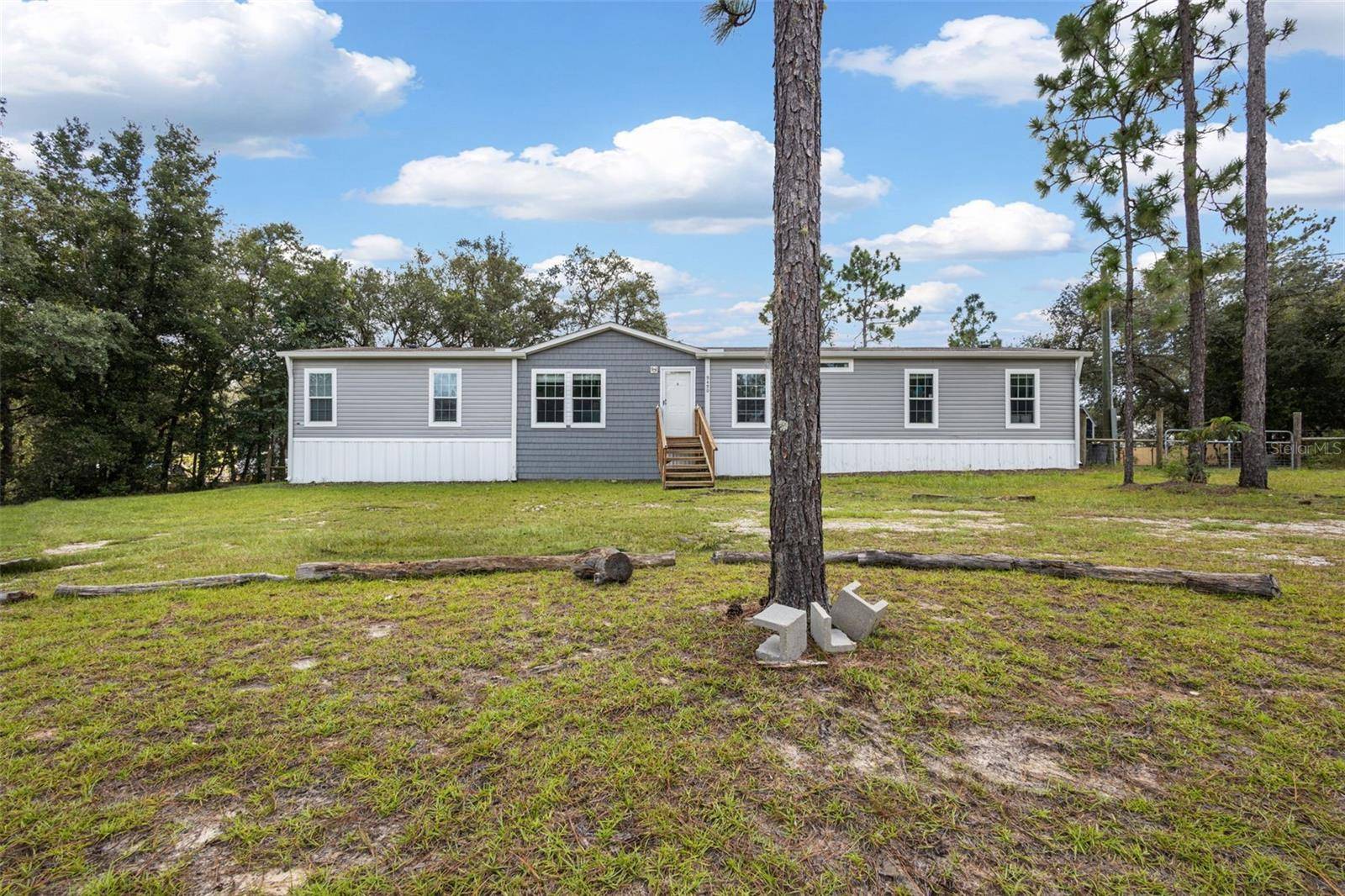 9490 NE 77TH PL, Bronson, FL 32621