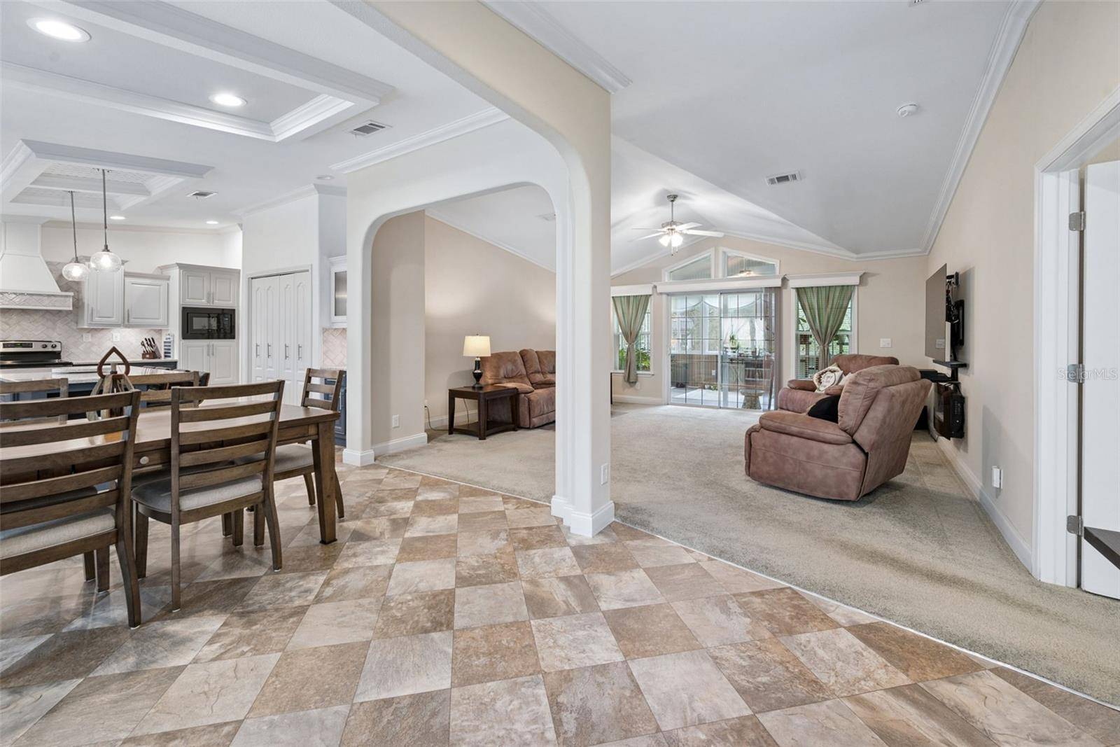 8261 NE 118TH TER, Bronson, FL 32621