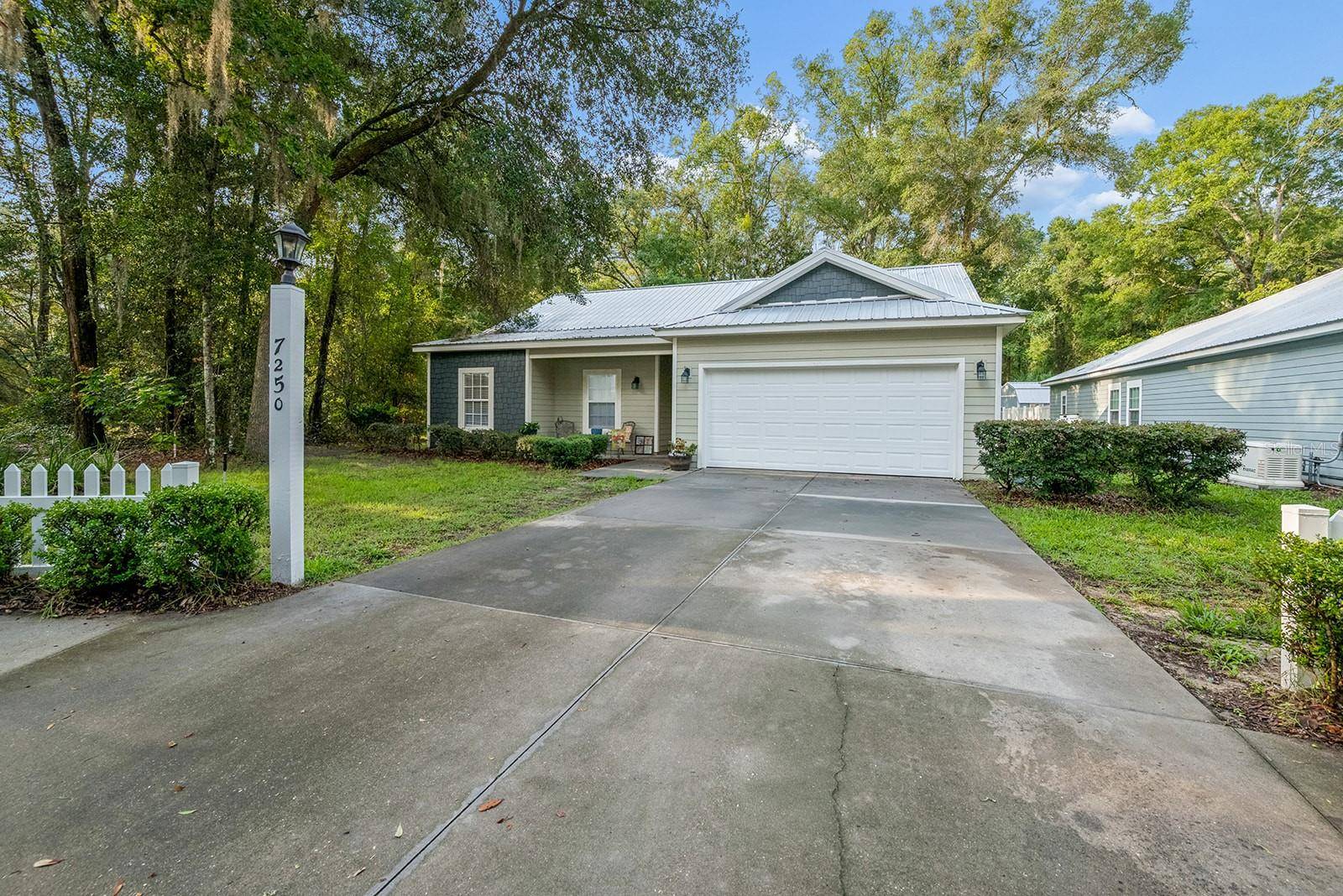 7250 CARDINAL TRL, Fanning Springs, FL 32693