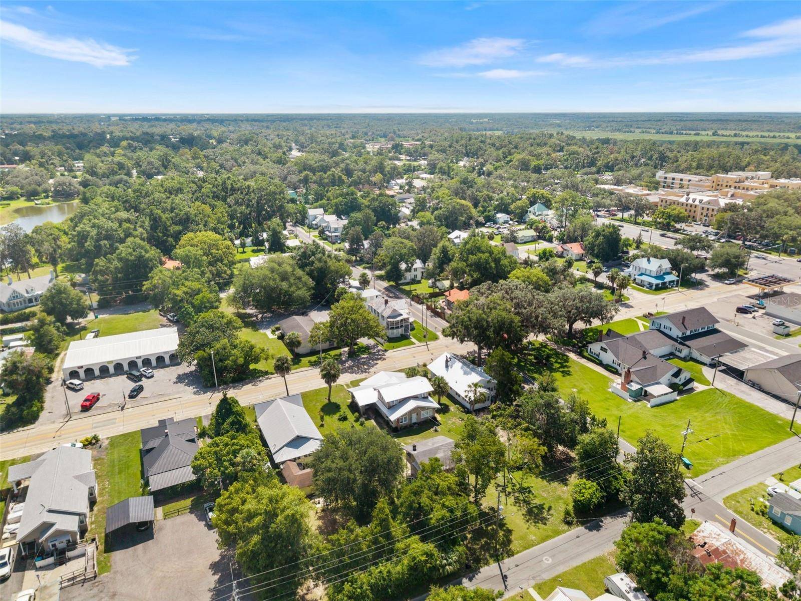 398 S MARION AVE, Lake City, FL 32025