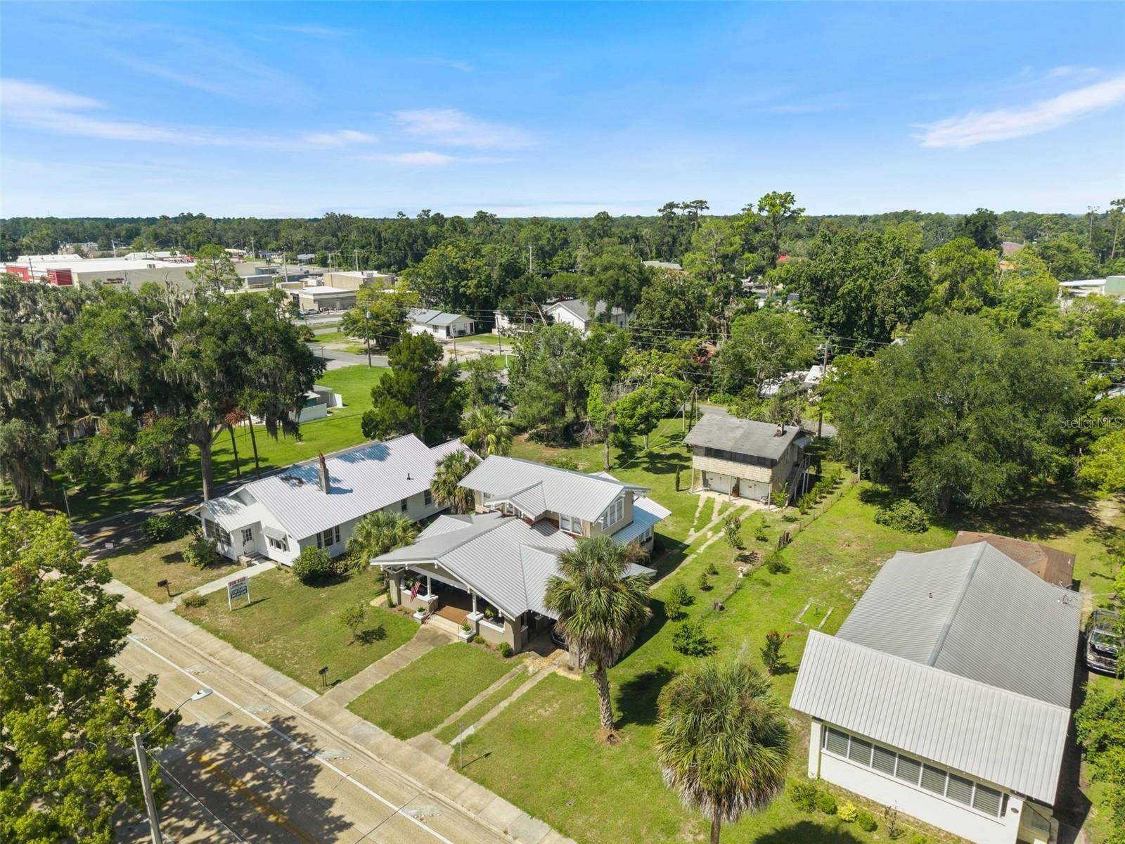 398 S MARION AVE, Lake City, FL 32025