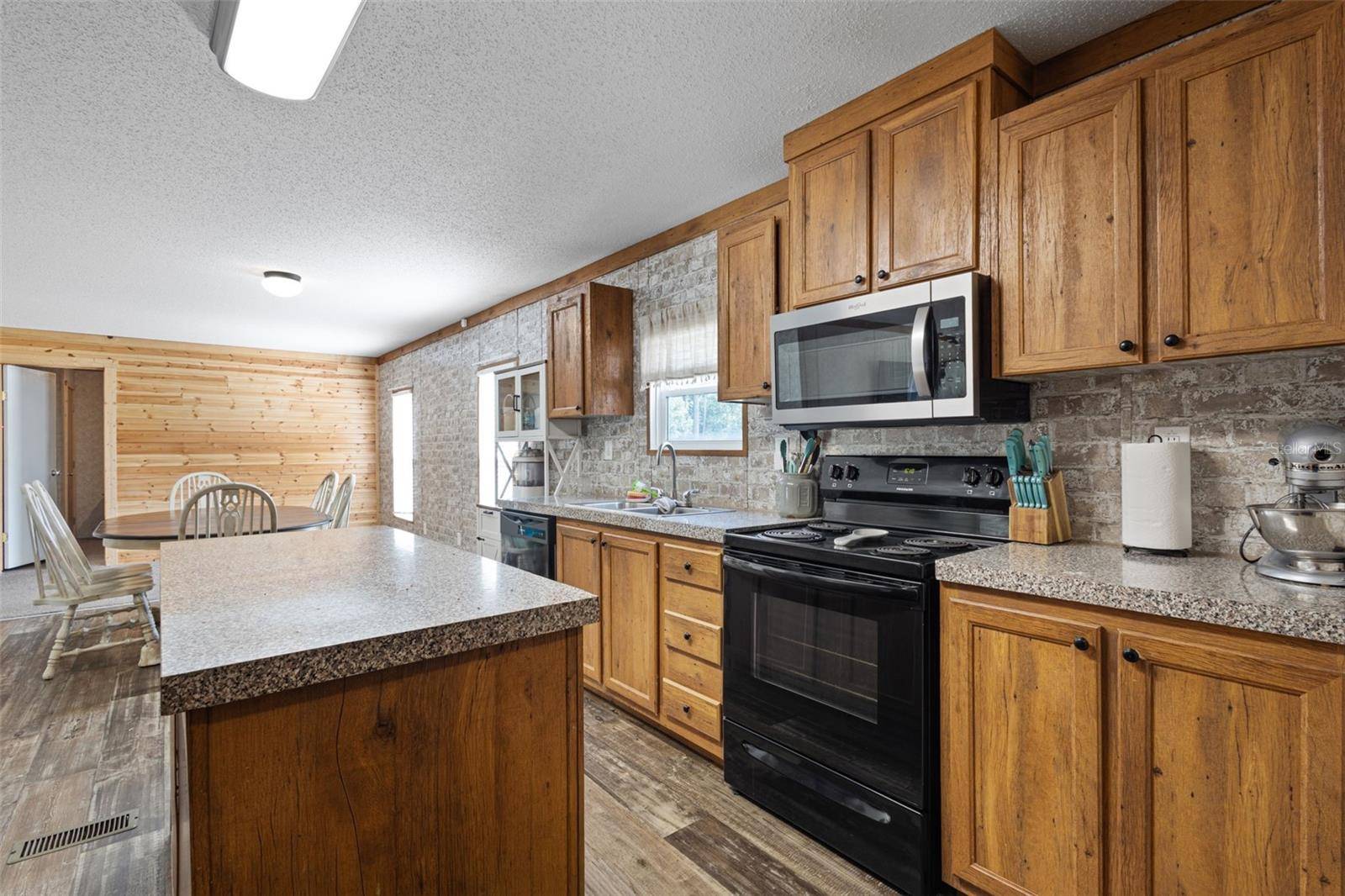 7650 NE 105TH AVE, Bronson, FL 32621