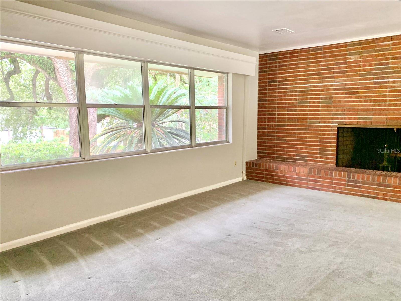 2238 NW 16TH AVE, Gainesville, FL 32605