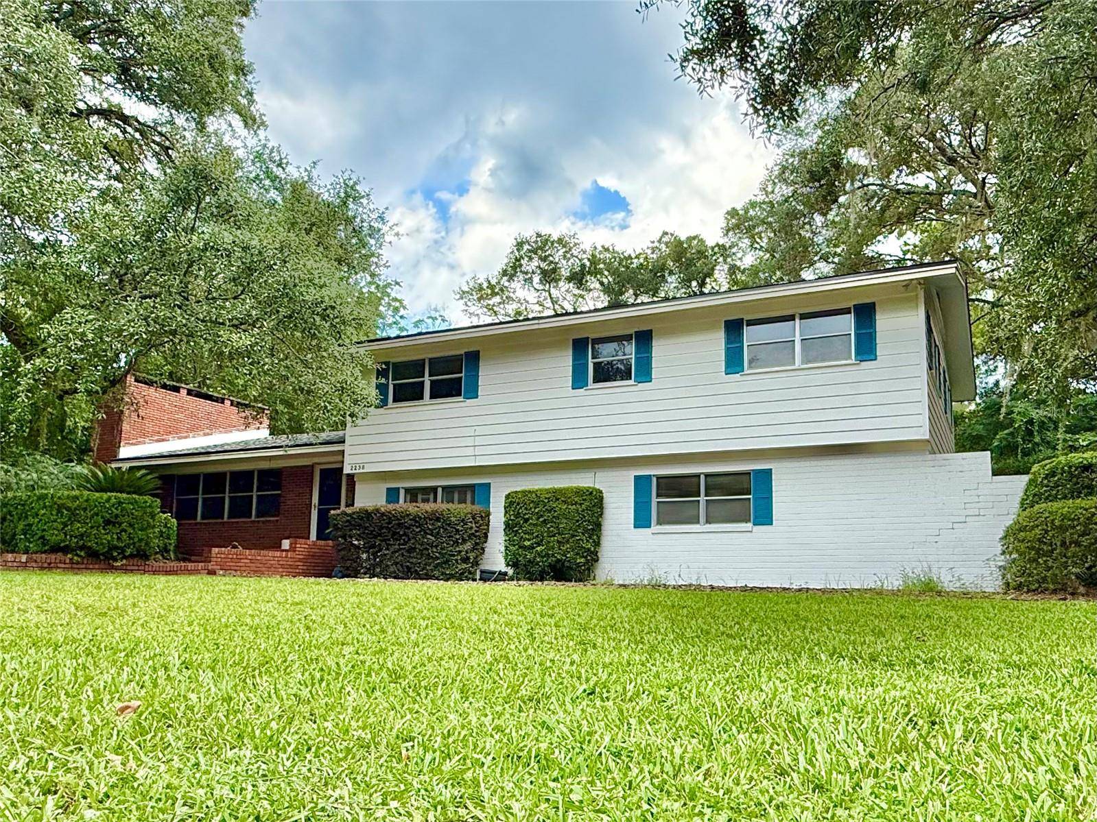 2238 NW 16TH AVE, Gainesville, FL 32605