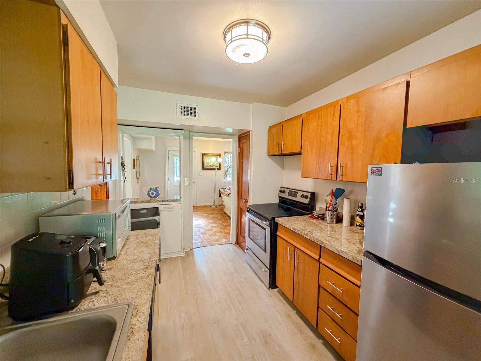 1815 NE 7TH ST, Gainesville, FL 32609