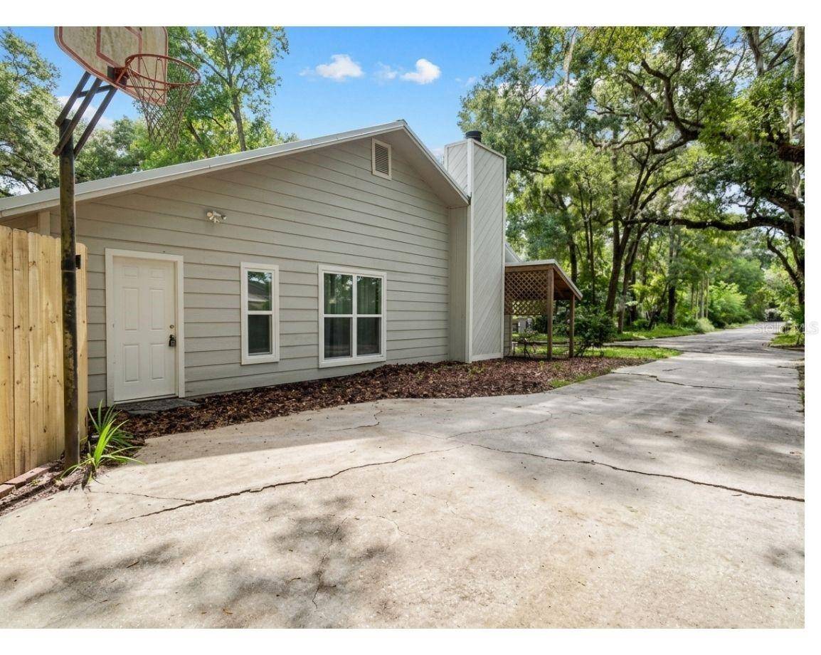 731 NW 37TH ST, Gainesville, FL 32607