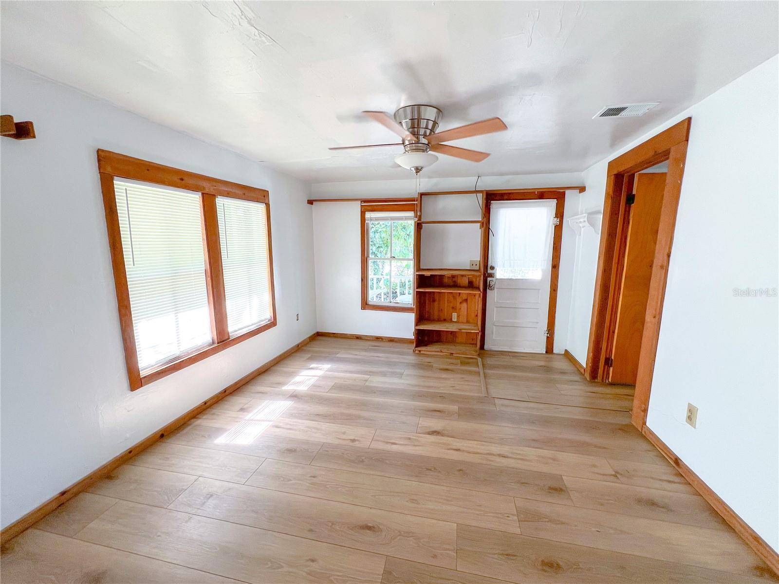 25825 W NEWBERRY RD, Newberry, FL 32669