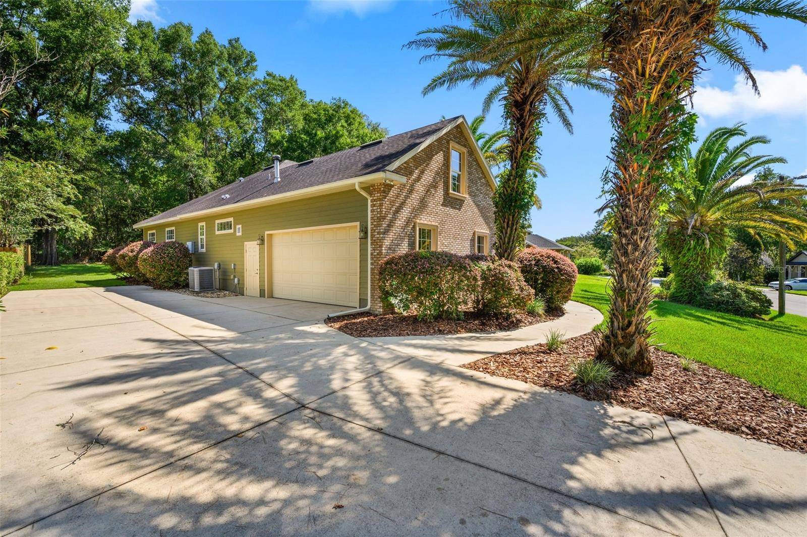 7560 WHITE OAKS RD, Alachua, FL 32615